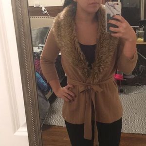 The limited fur cardigan - quarter sleeved